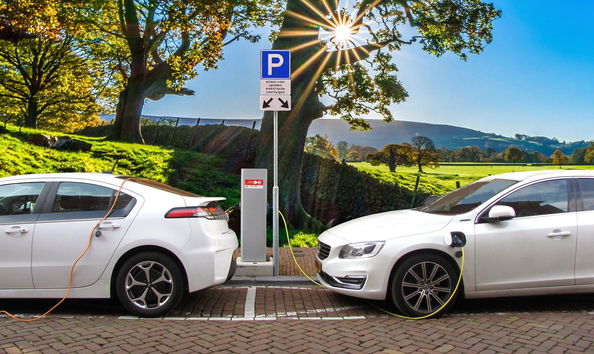 EV opladen.jpg